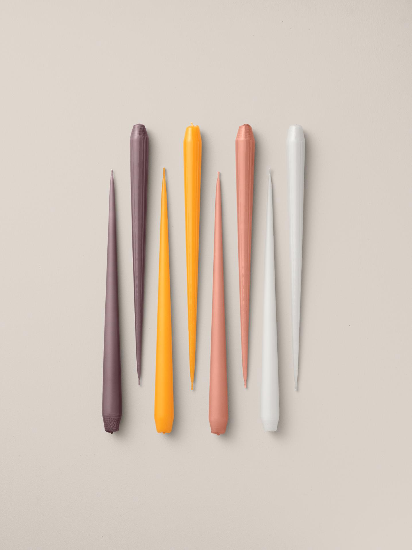 20 Rosy Caramel taper candles 32 cm