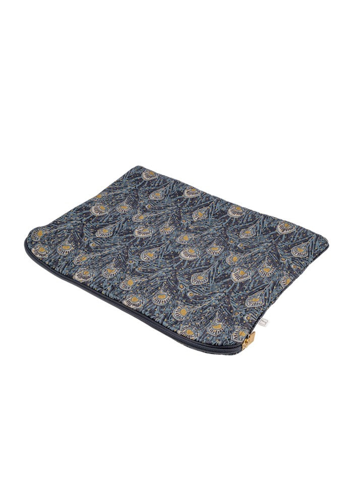 Mac Cover Liberty Queen Hera Spot