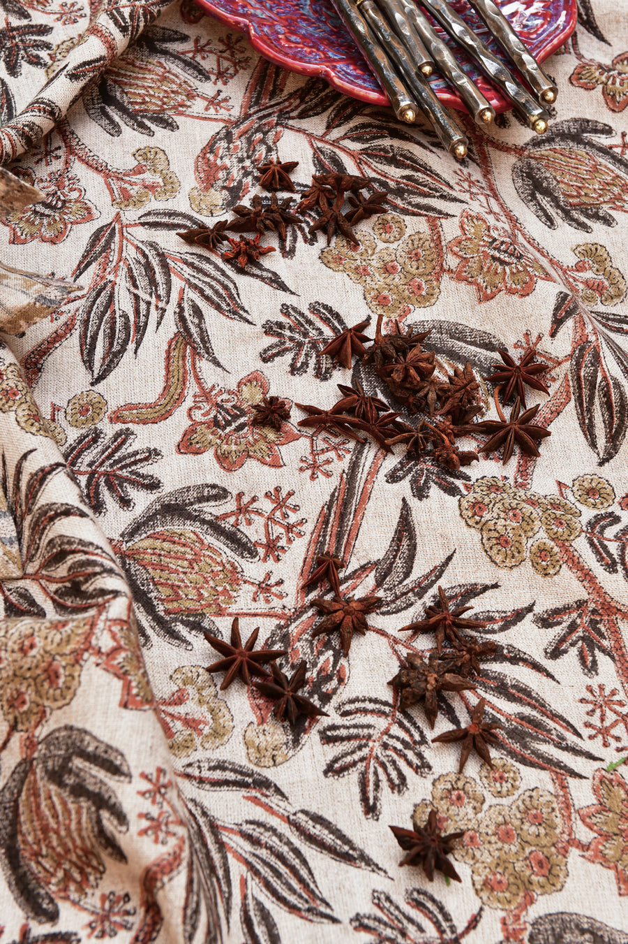 Parrot Rust Tablecloth 150x230 cm