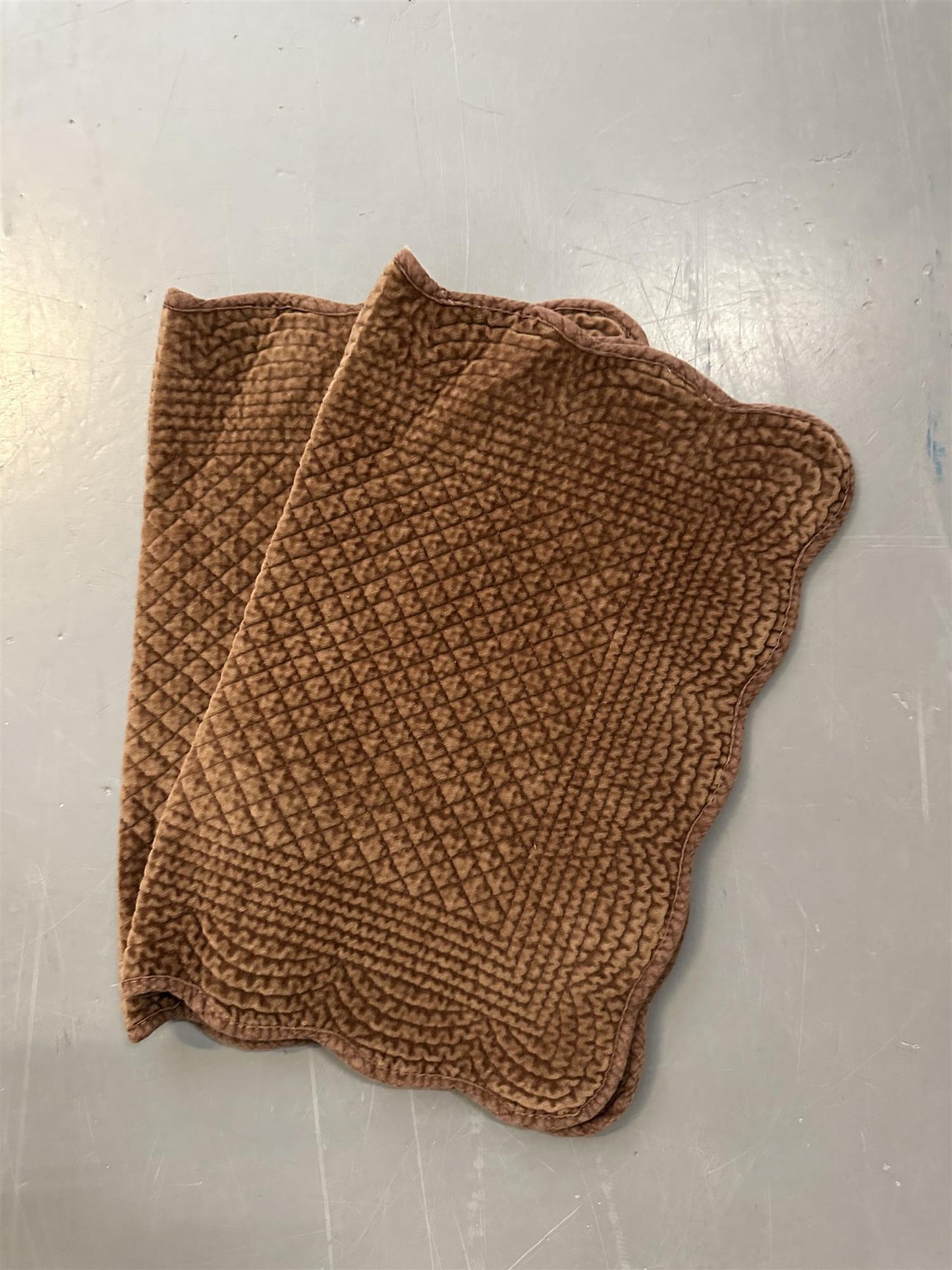 Spisebrikke velour Chocolate 35x50 cm