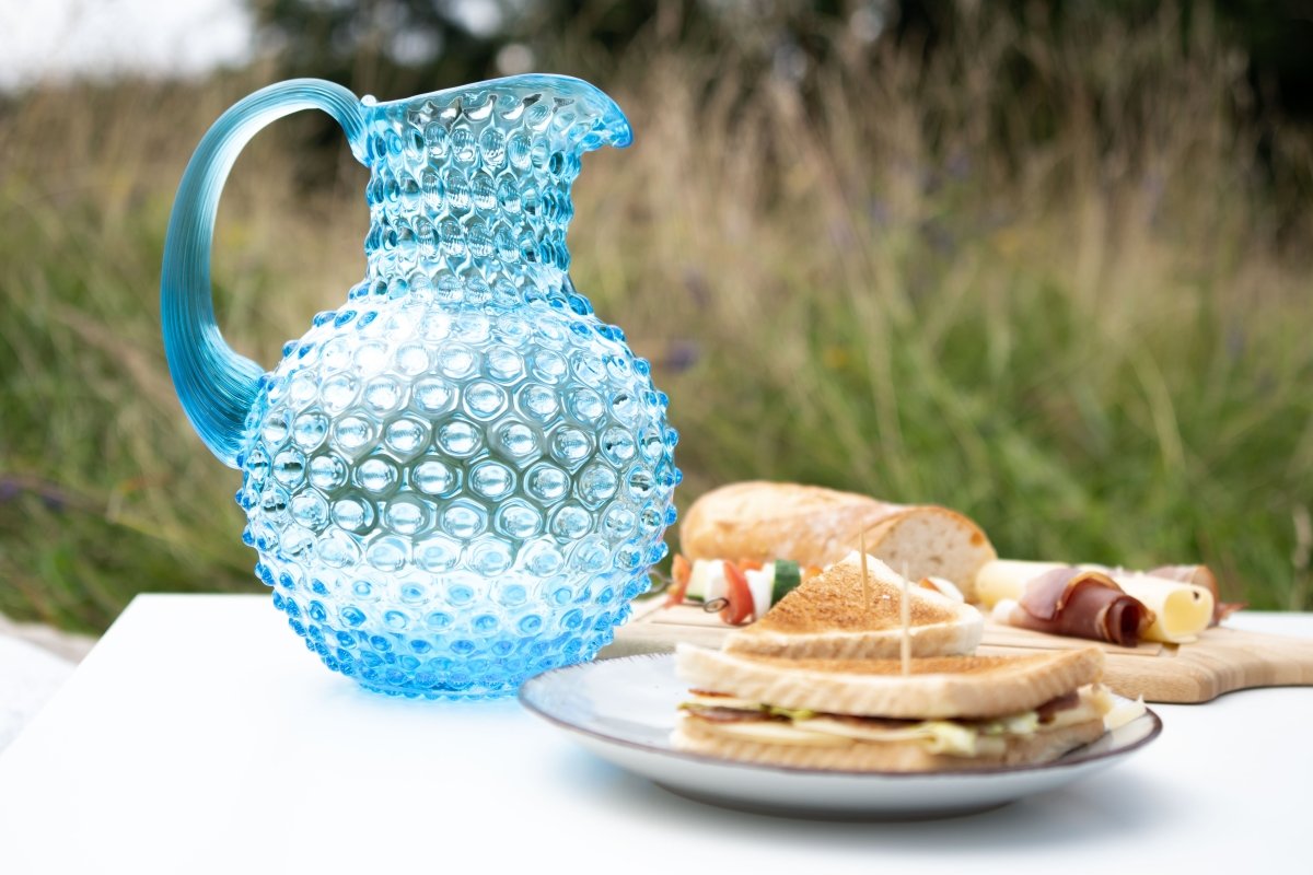 Hobnail Karaffel 2L Azure