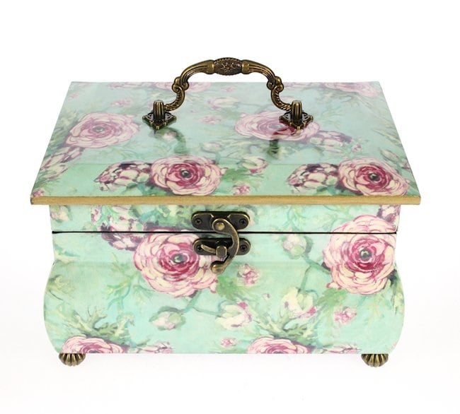 Decorated box 24 cm