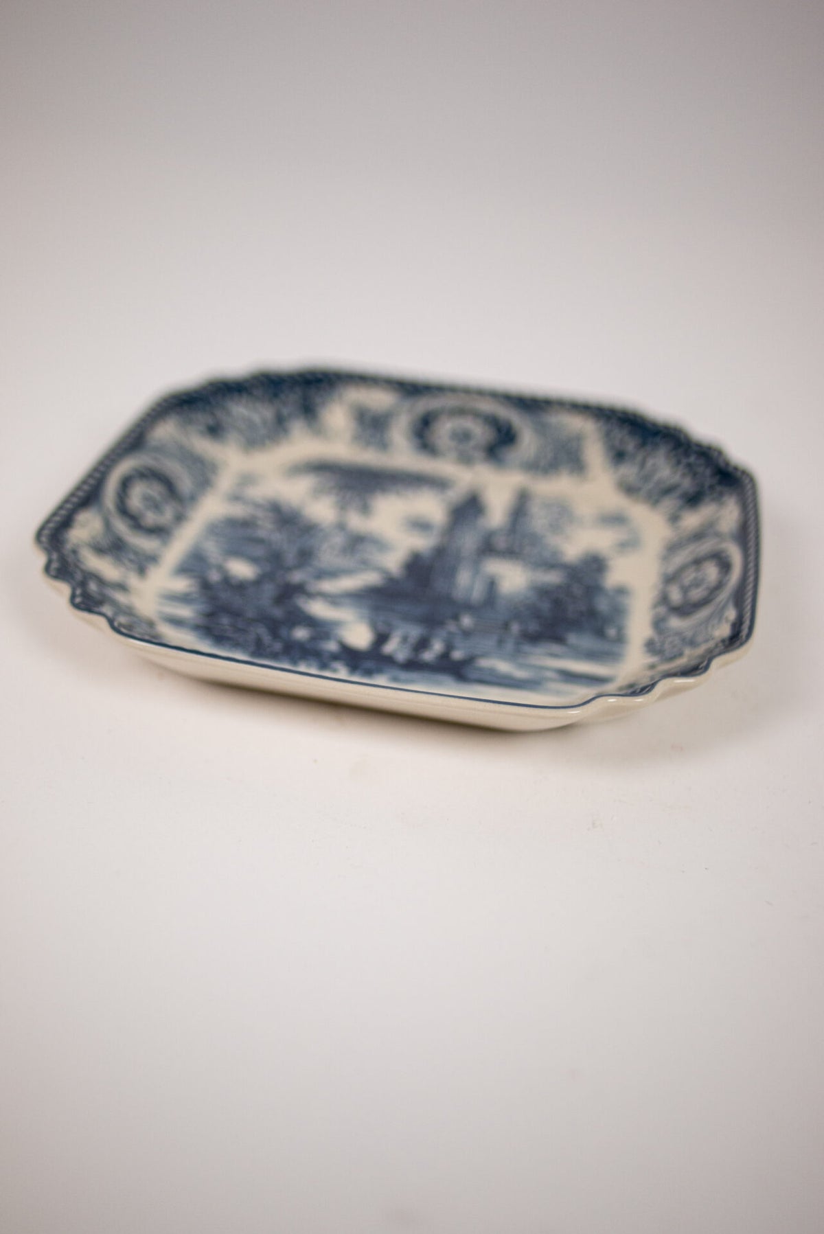 Estelle side plate blue 18 cm