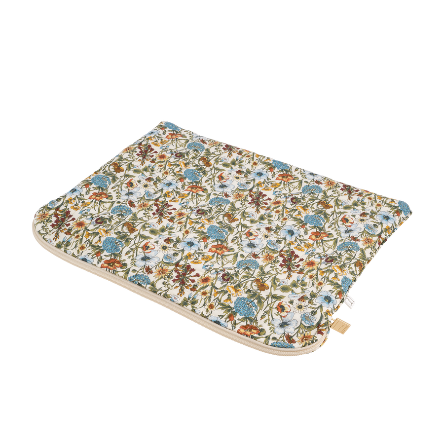 Mac Cover Liberty Rachel