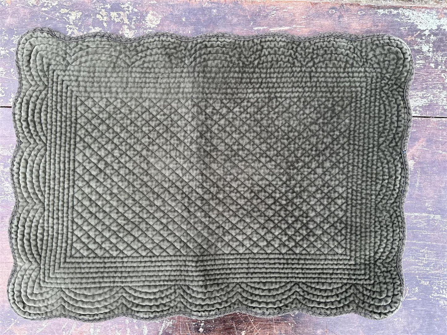 Spisebrikke Velour Military Green 35x50 cm