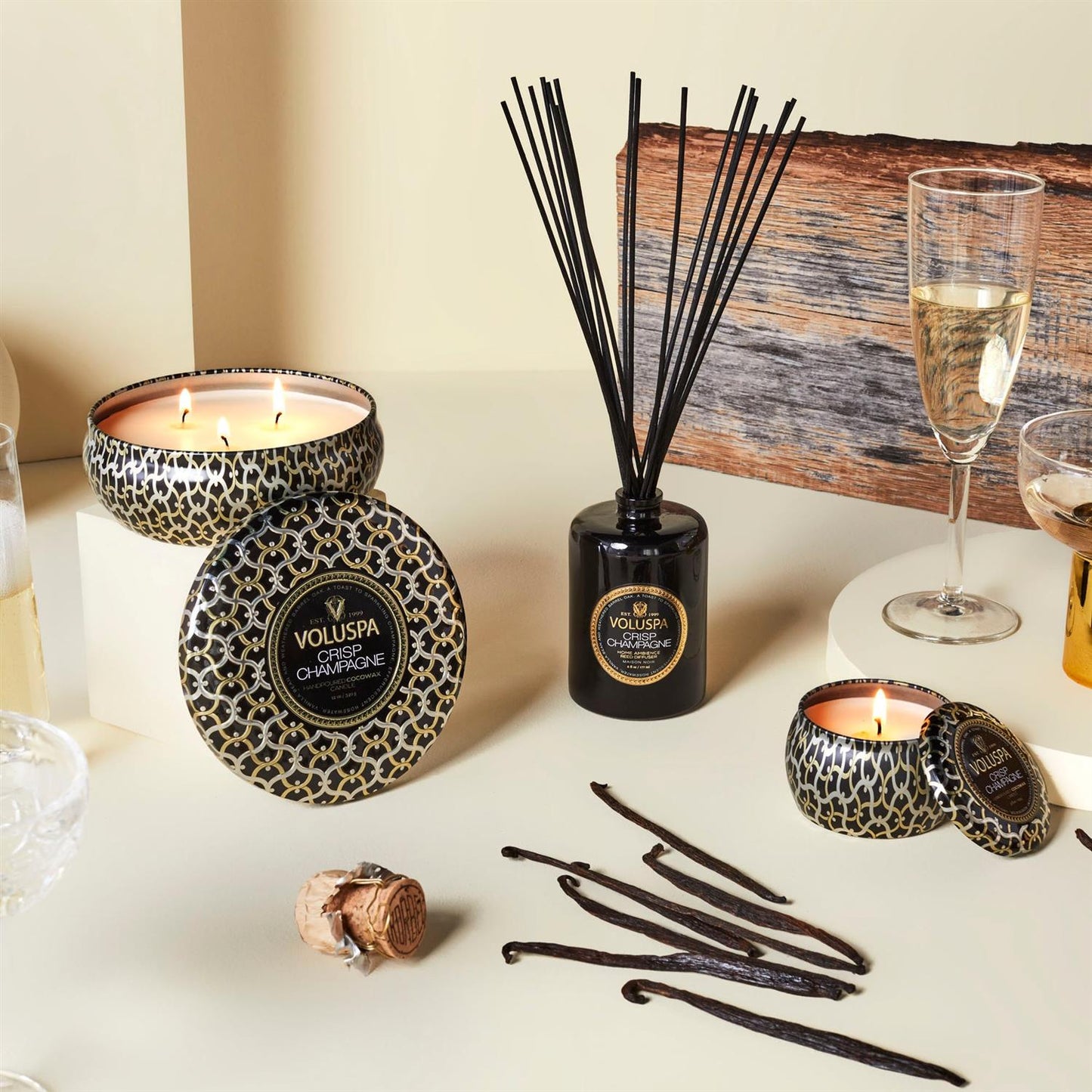 Crisp Champagne mini tin candle 25 hours
