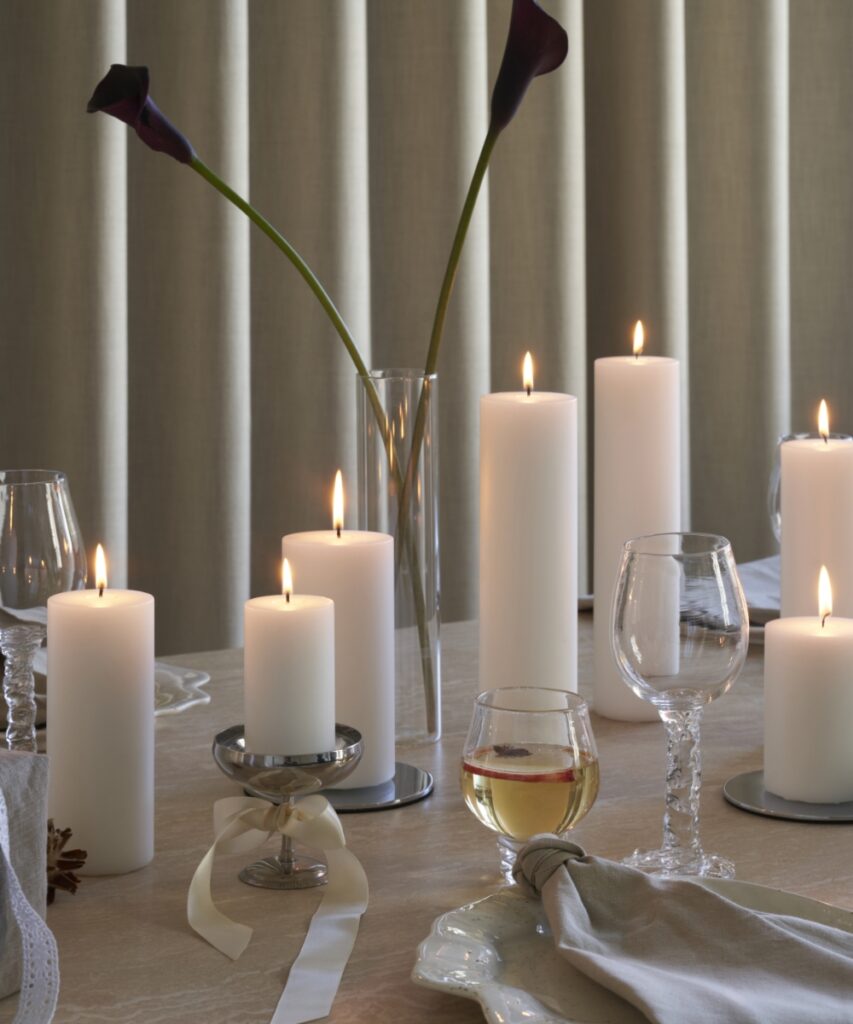 31 Pure White Pillar Candles 7x15 cm