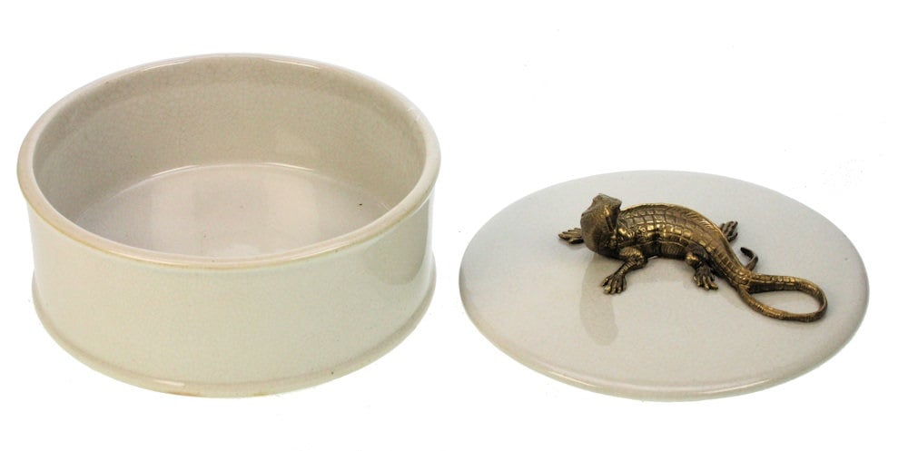 Boks med lokk Salamander