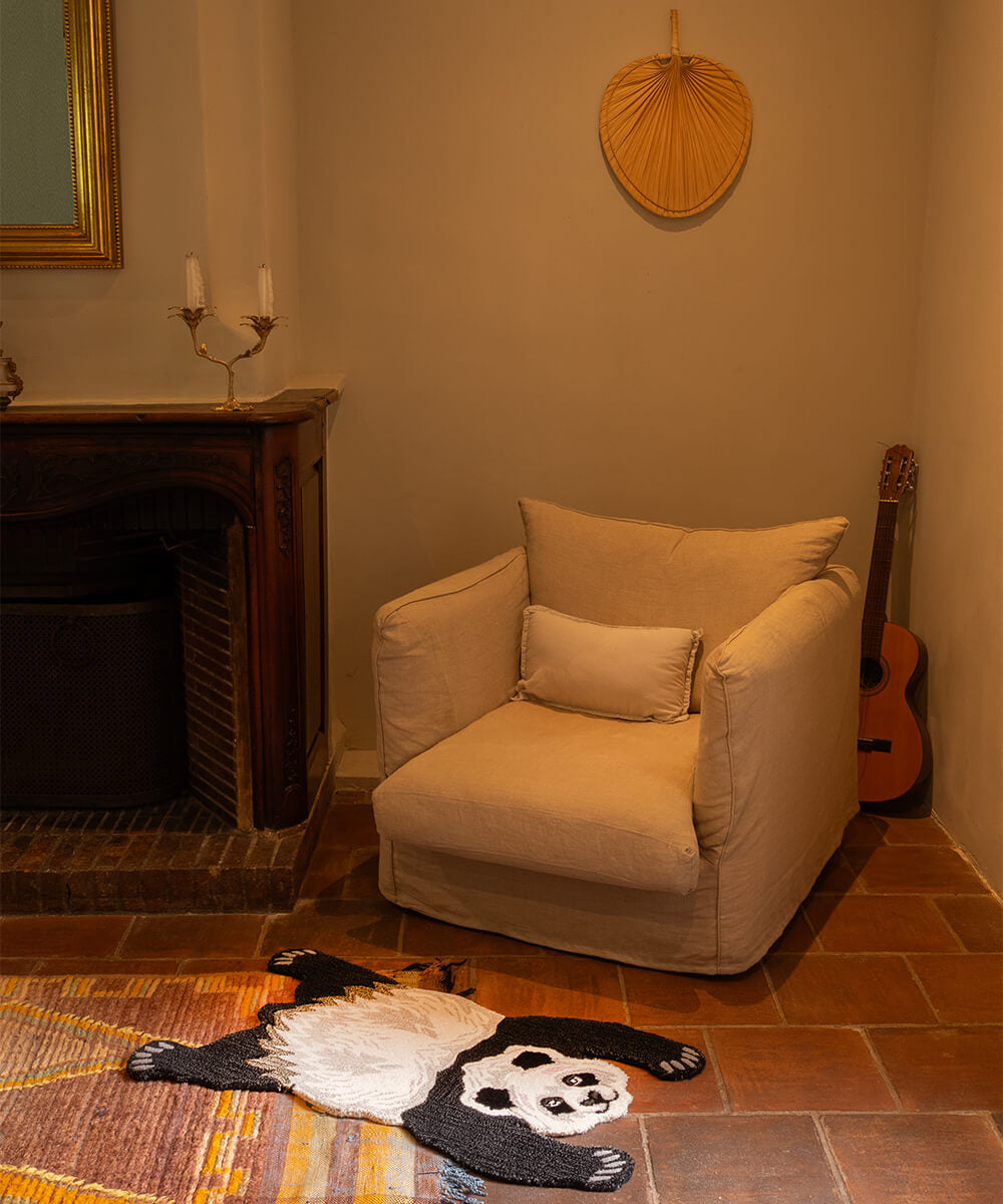 Plumpy Panda Rug small