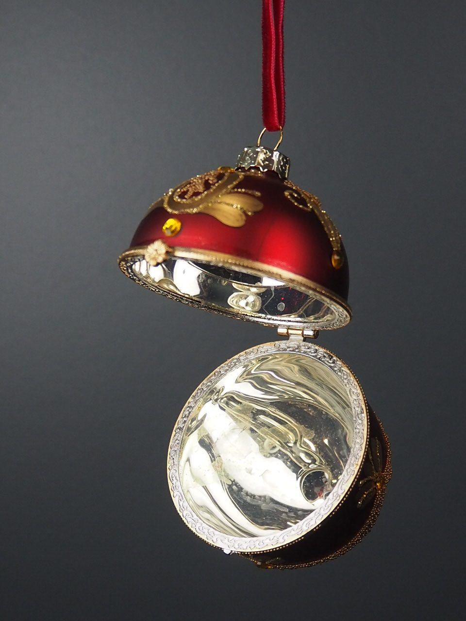 Juletrepynt egg rød 10 cm