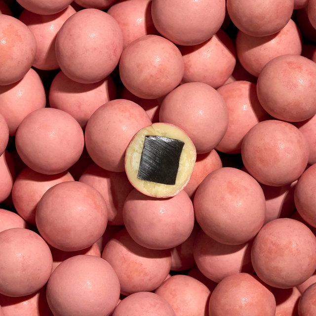 Licorice Pink Pineapple 115 grams