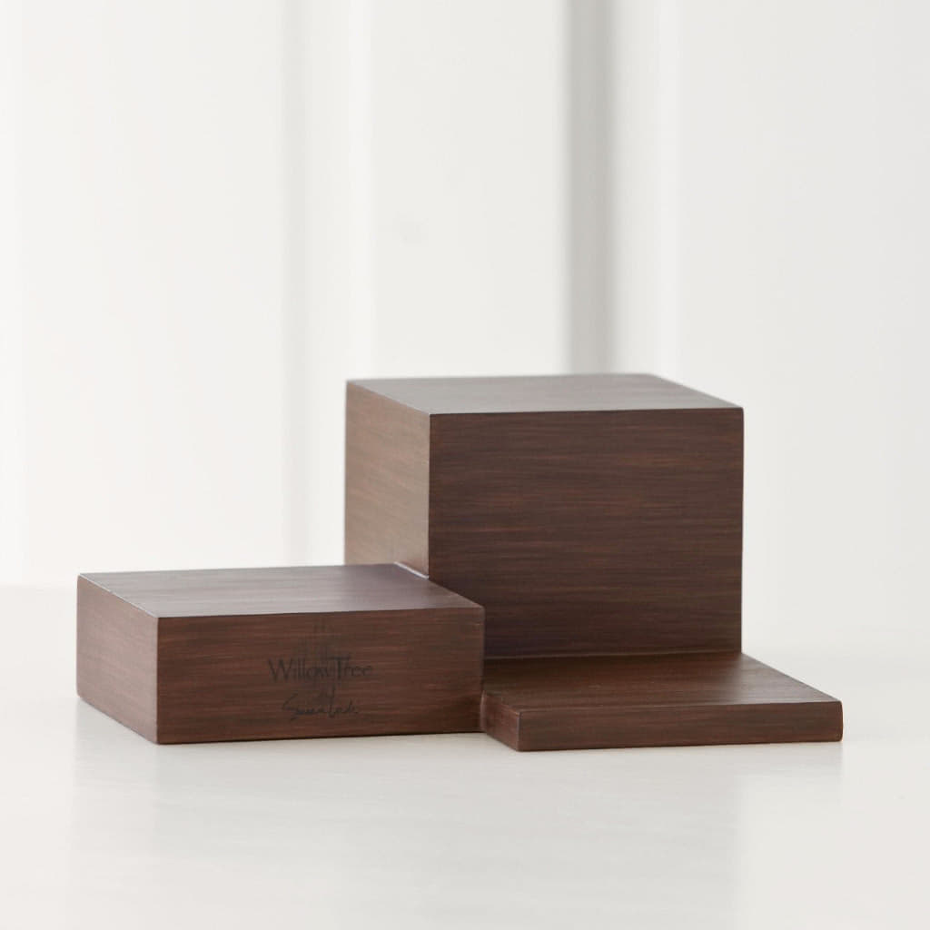 Figure Tri-Step Riser