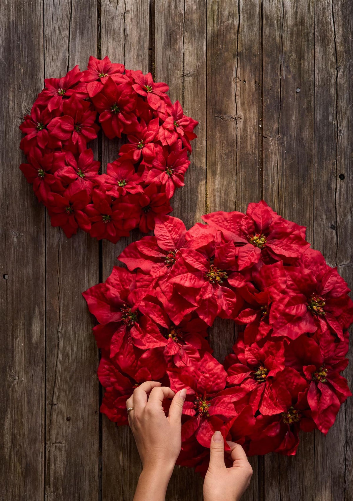 Wreath poinsettia red 30 cm