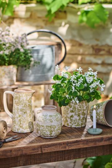 Flower pot green flowers 13 cm