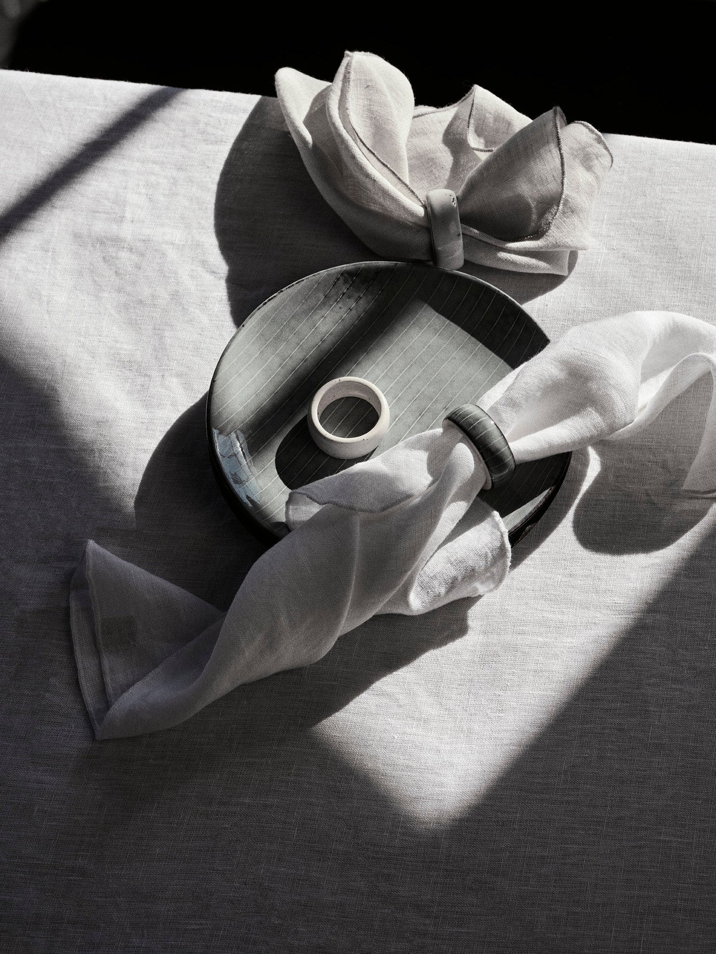Tablecloth Gracie 160x300 cm taupe warm grey