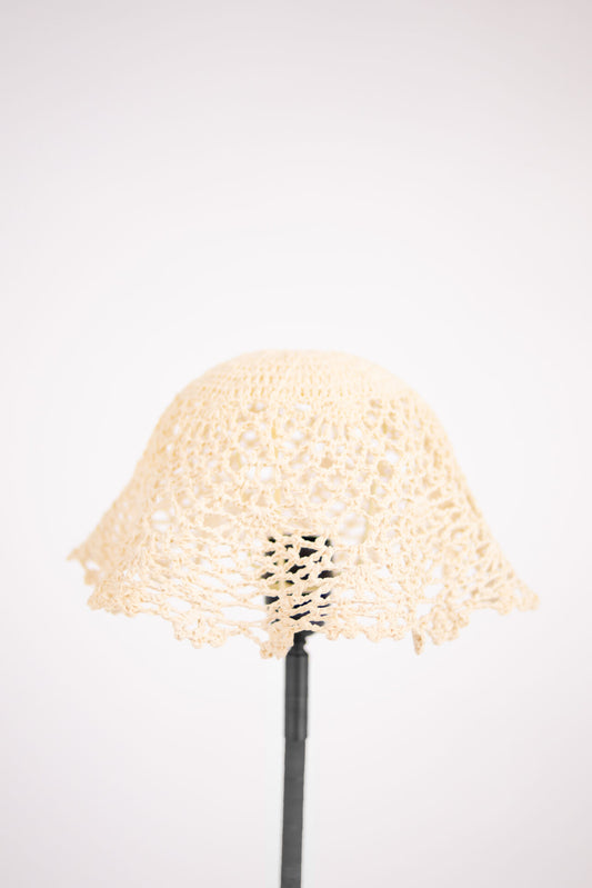 Crocheted lampshade 20x27 cm