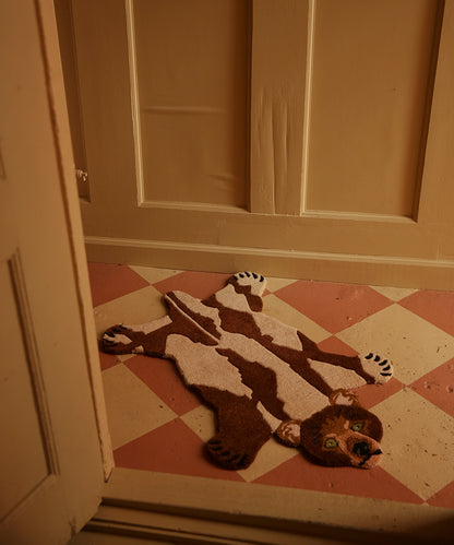 Gulvteppe Quin Bear Rug small 92x62 cm