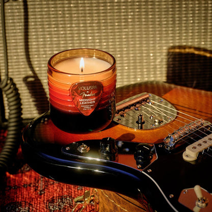 Midnight Leather Boxed Candle 55 timer