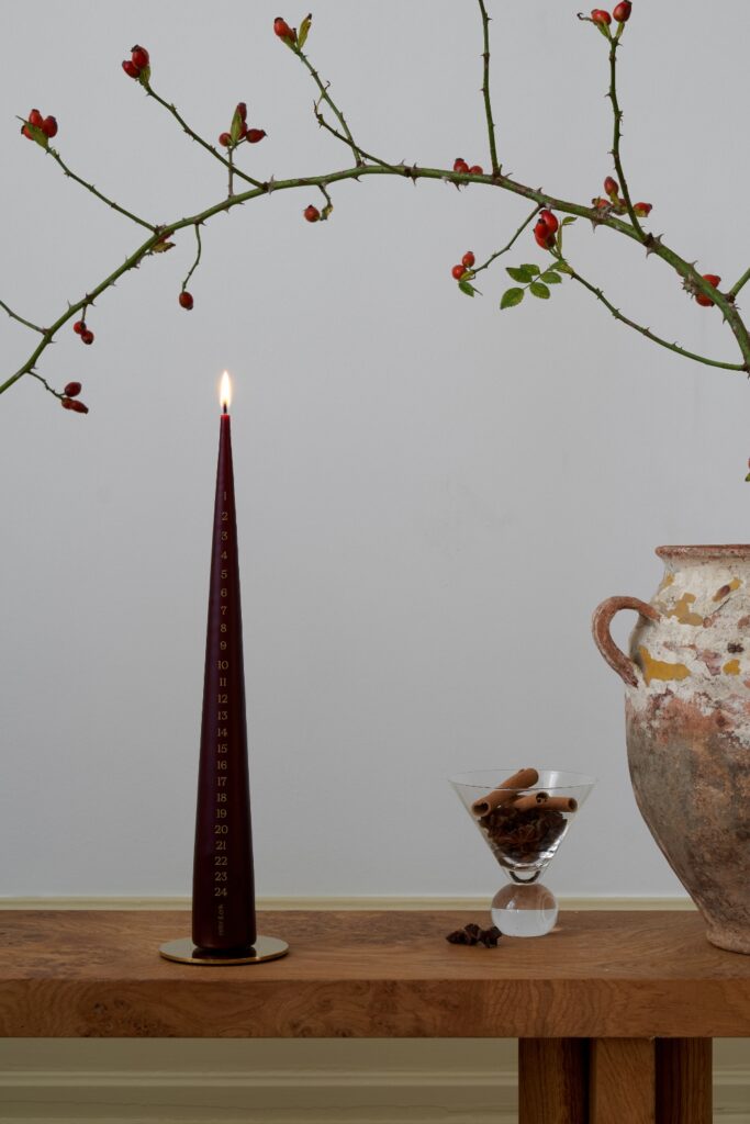 Candle tray matte silver 9 cm