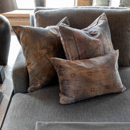Putetrekk Miralago Flower Taupe 50x50 cm