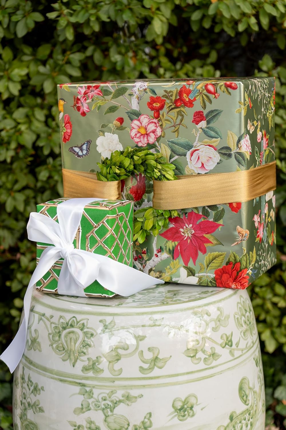 Wrapping Paper Chinoiserie Celadon 2.4 meters