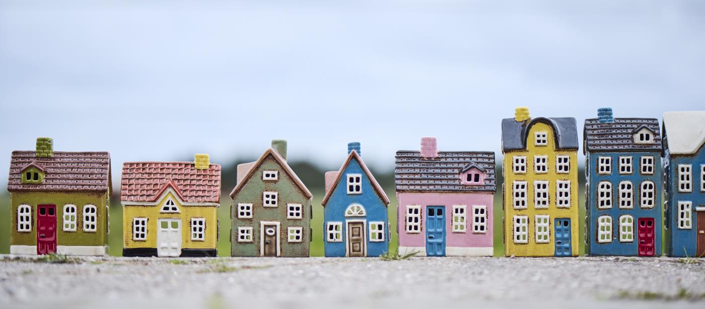 Lyshus My Home Town grønn 16 cm