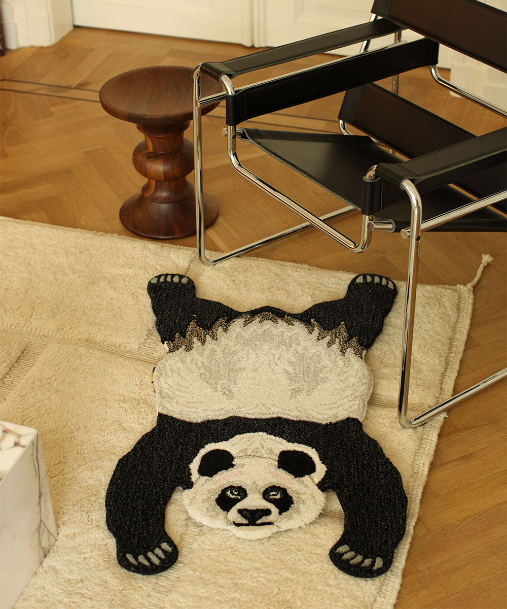 Gulvteppe Plumpy Panda Rug small 97x55 cm
