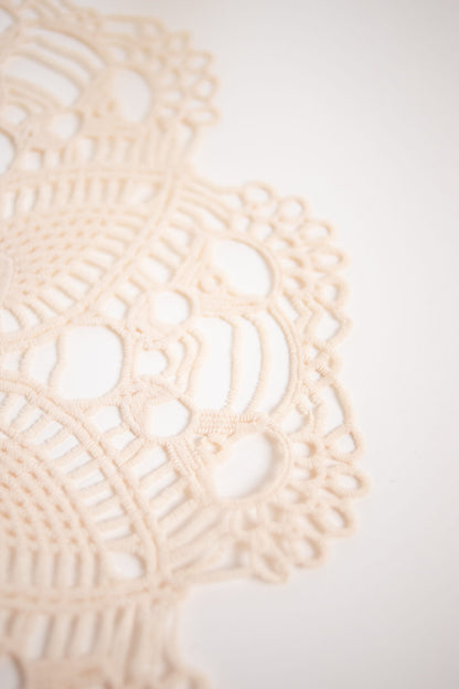 Heklet spisebrikke 38 cm