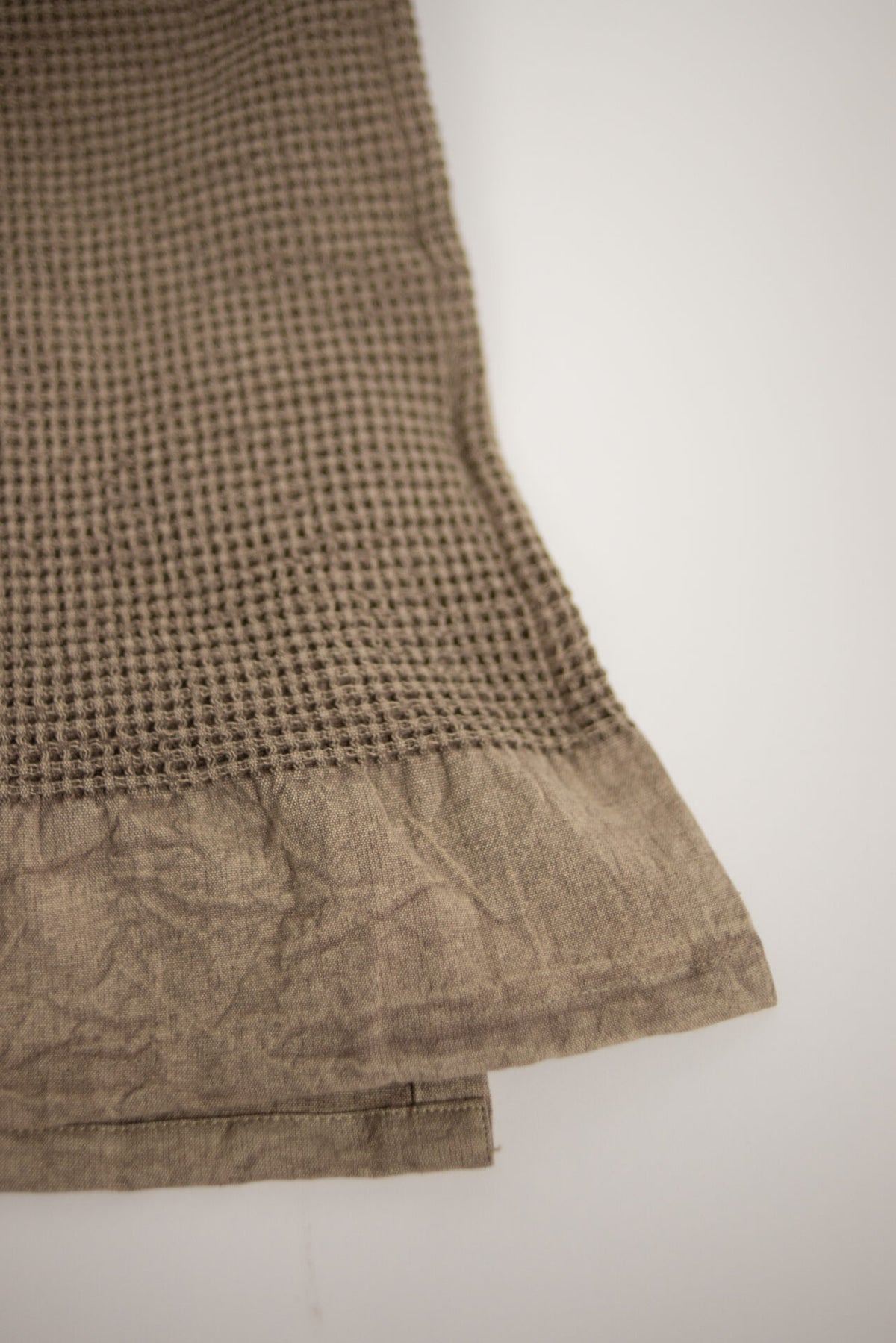 Håndkle Nira taupe 45x70 cm