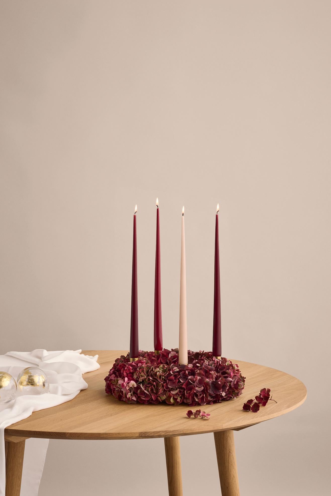 44 Wine Lacquer Candles 32 cm