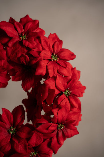 Wreath poinsettia red 30 cm