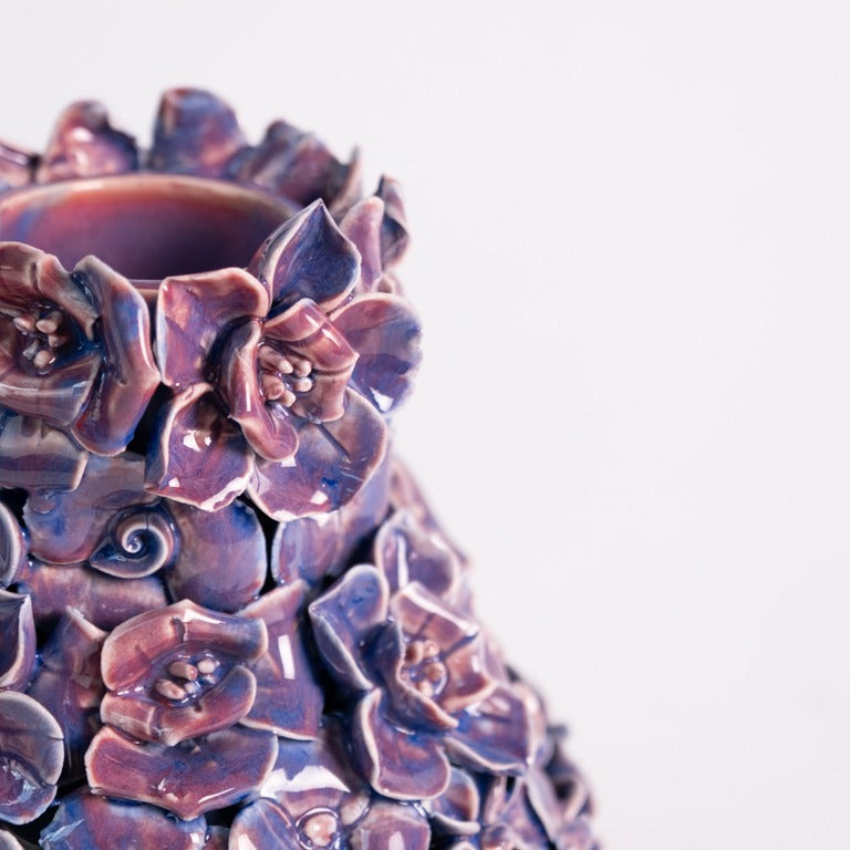 Vase Deco with flowers purple large