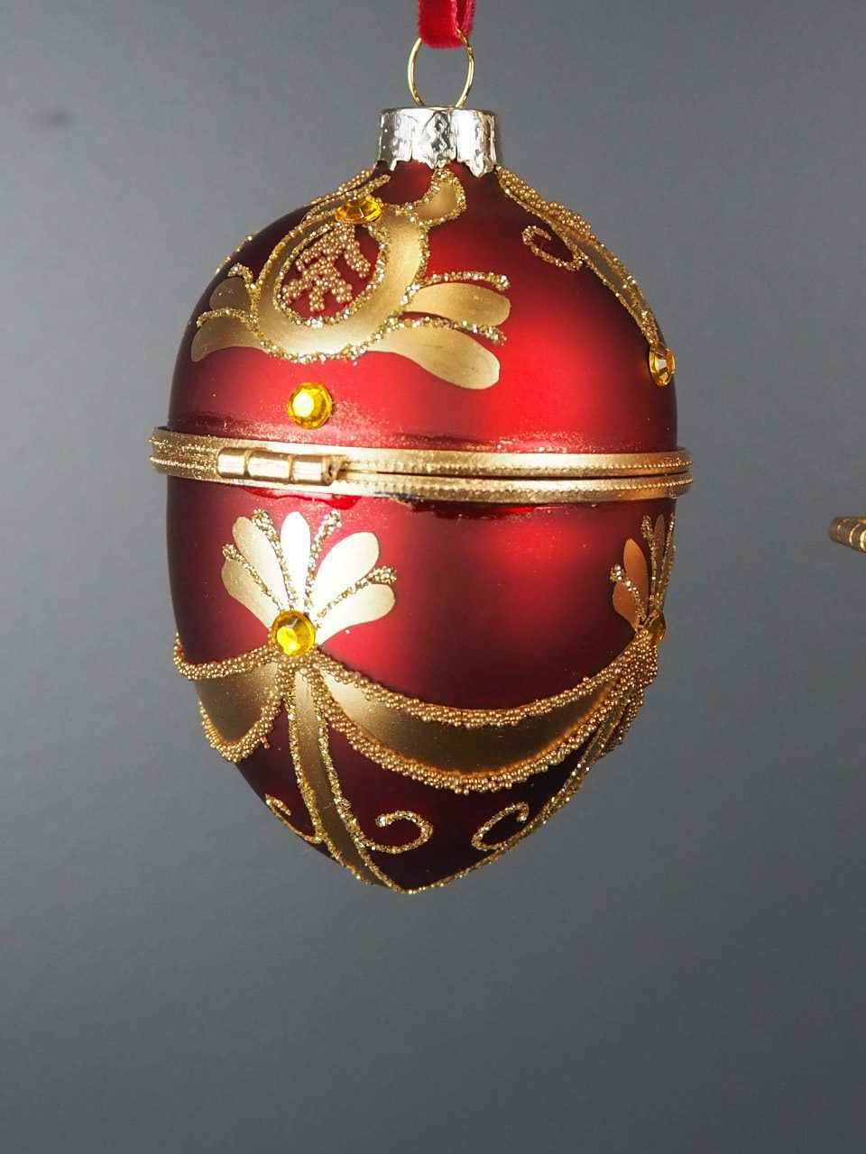 Juletrepynt egg rød 10 cm