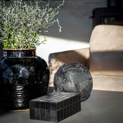 Vail decoration black 20 cm
