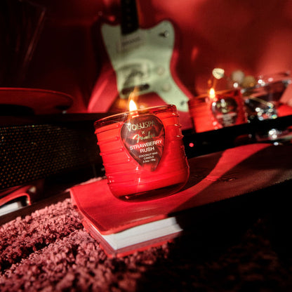 Strawberry Rush Boxed Candle 55 timer