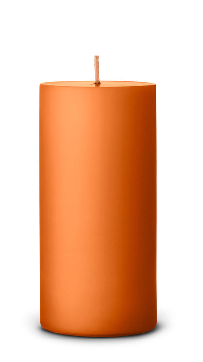 16 Mild orange pillar candles 7x15 cm