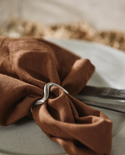 Skye serviettring børstet sølv