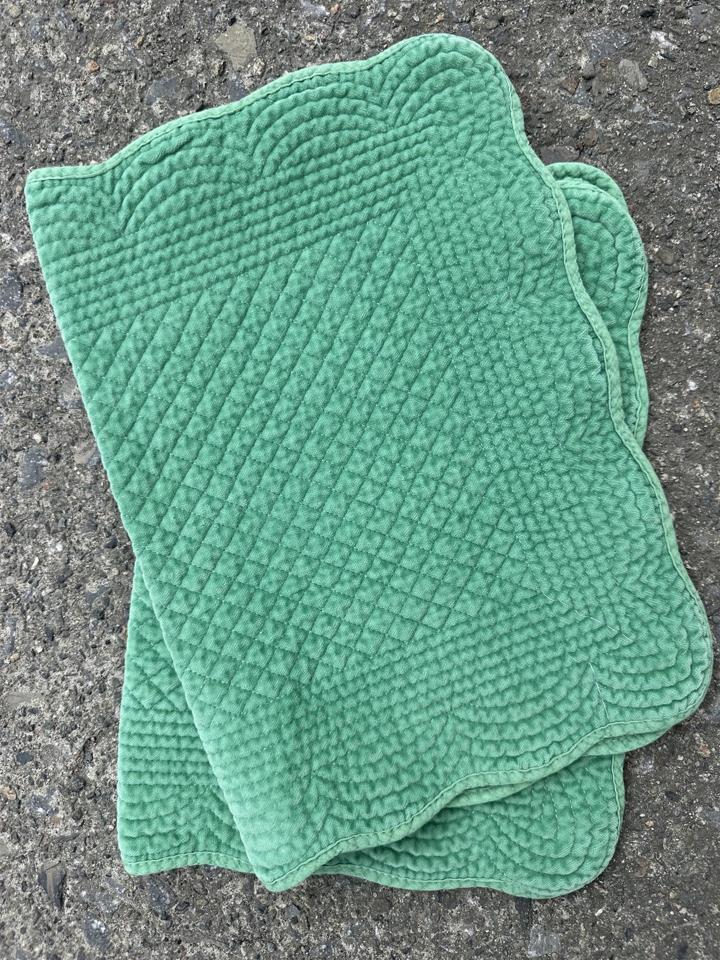 Spisebrikke velour Granny Smith Green
