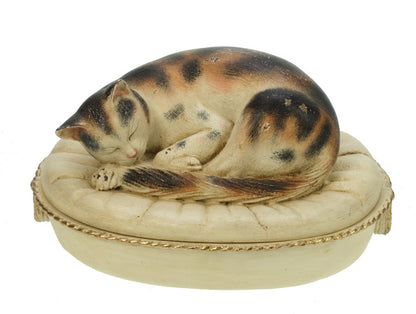Boks med sovende katt 14 cm