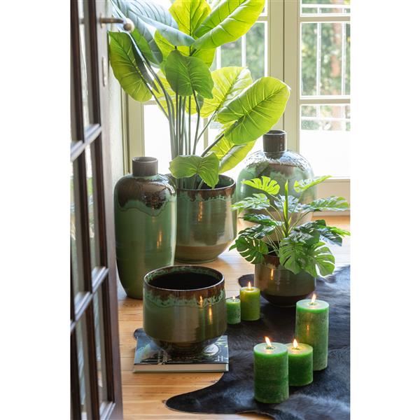 Pillar candle light green 7x10 cm