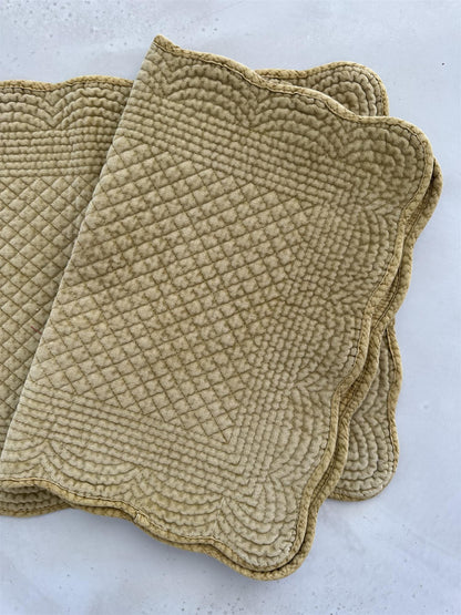 Spisebrikke velour Dijon