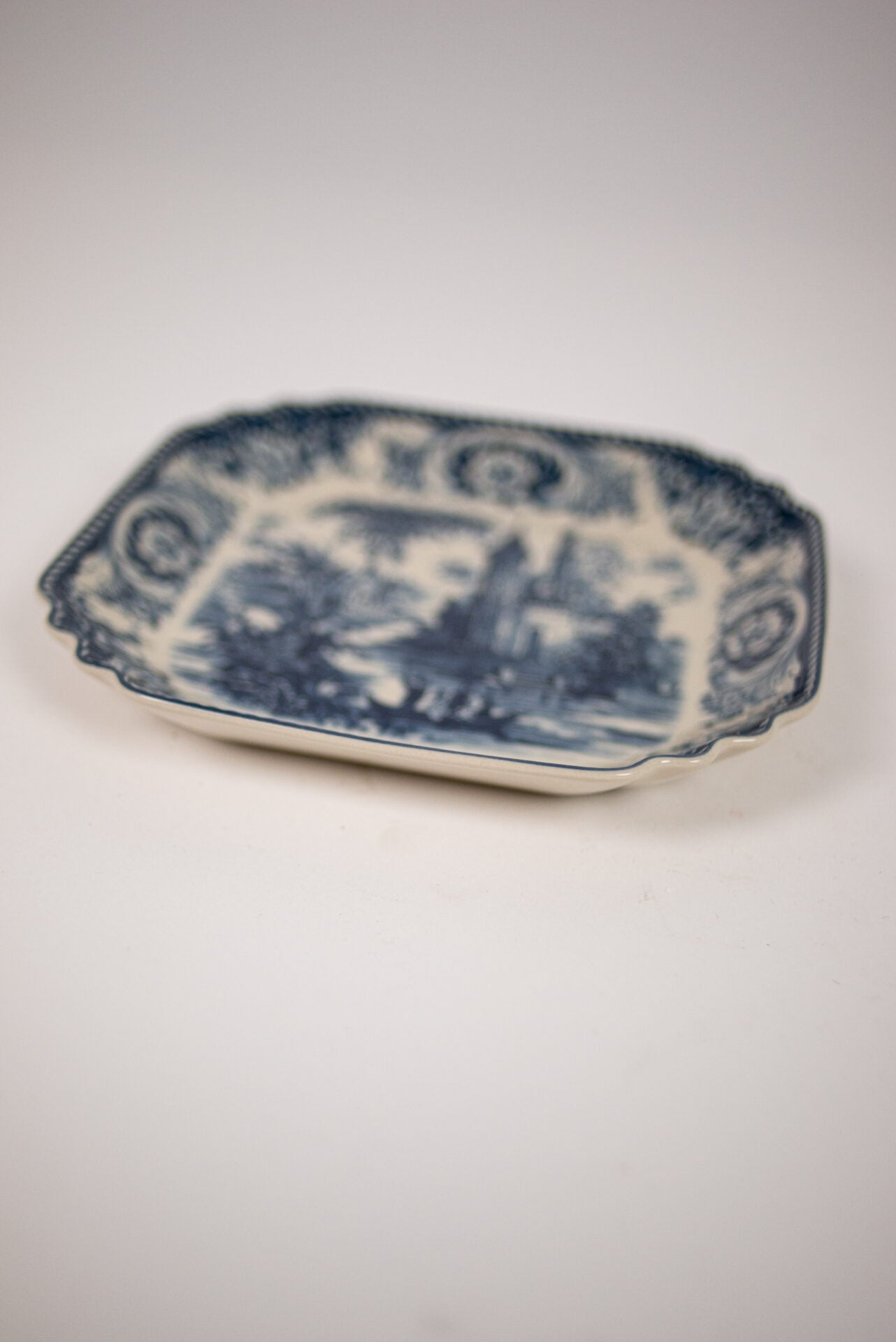 Estelle side plate blue 18 cm