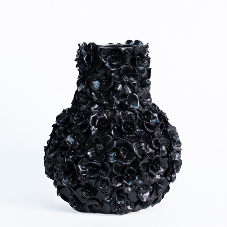 Vase Deco with flowers matt black Large