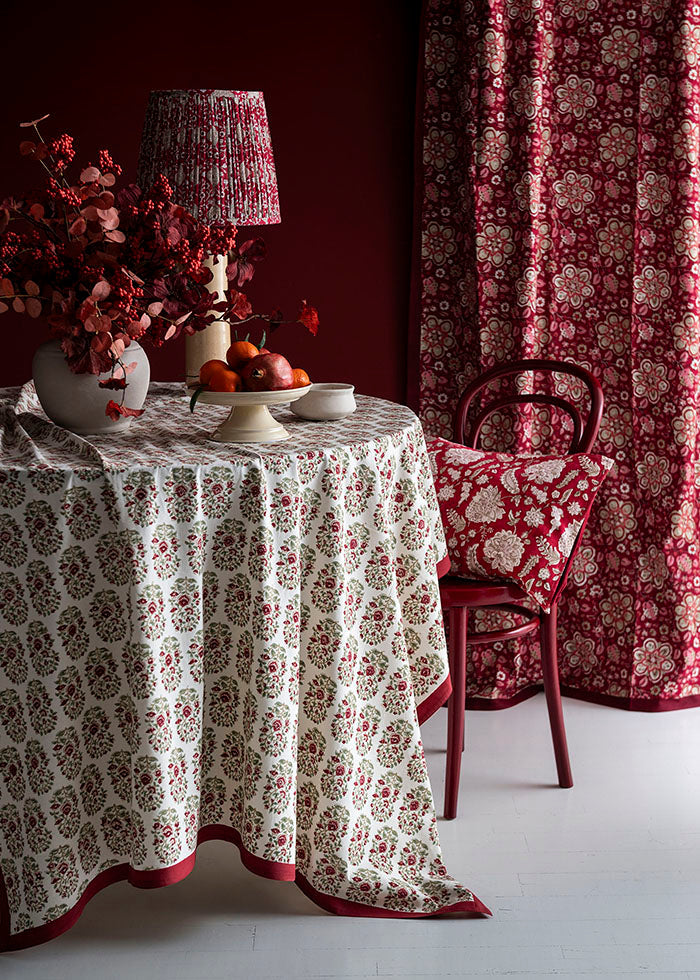 Duk Mallika Scarlet bomull 150x250 cm
