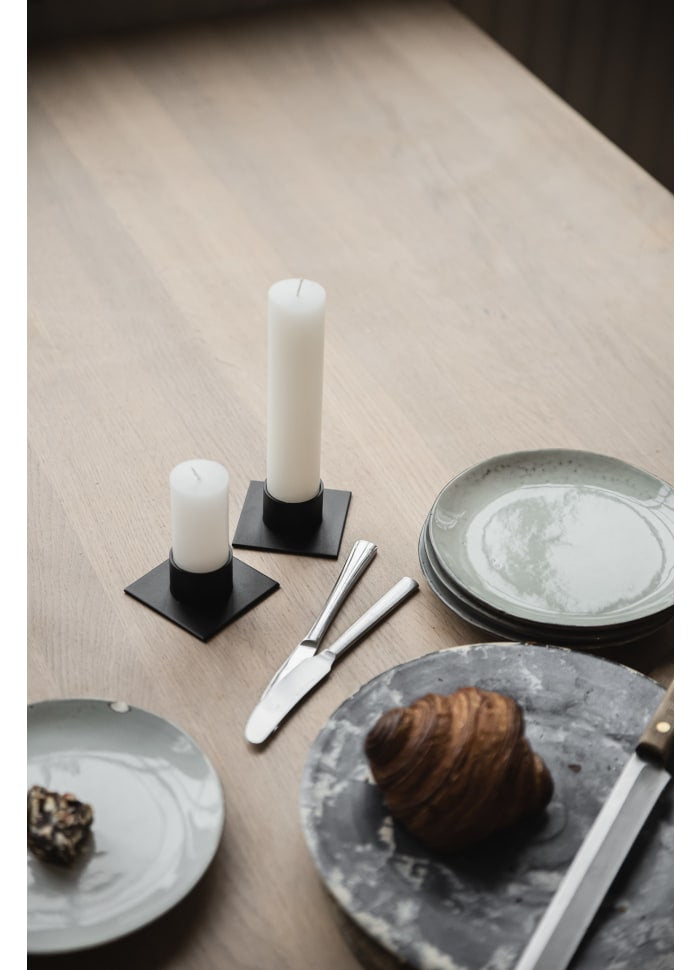 The square candlestick white 5 cm