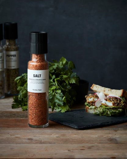 Salt parmesan, tomat og basilikum 300 gram