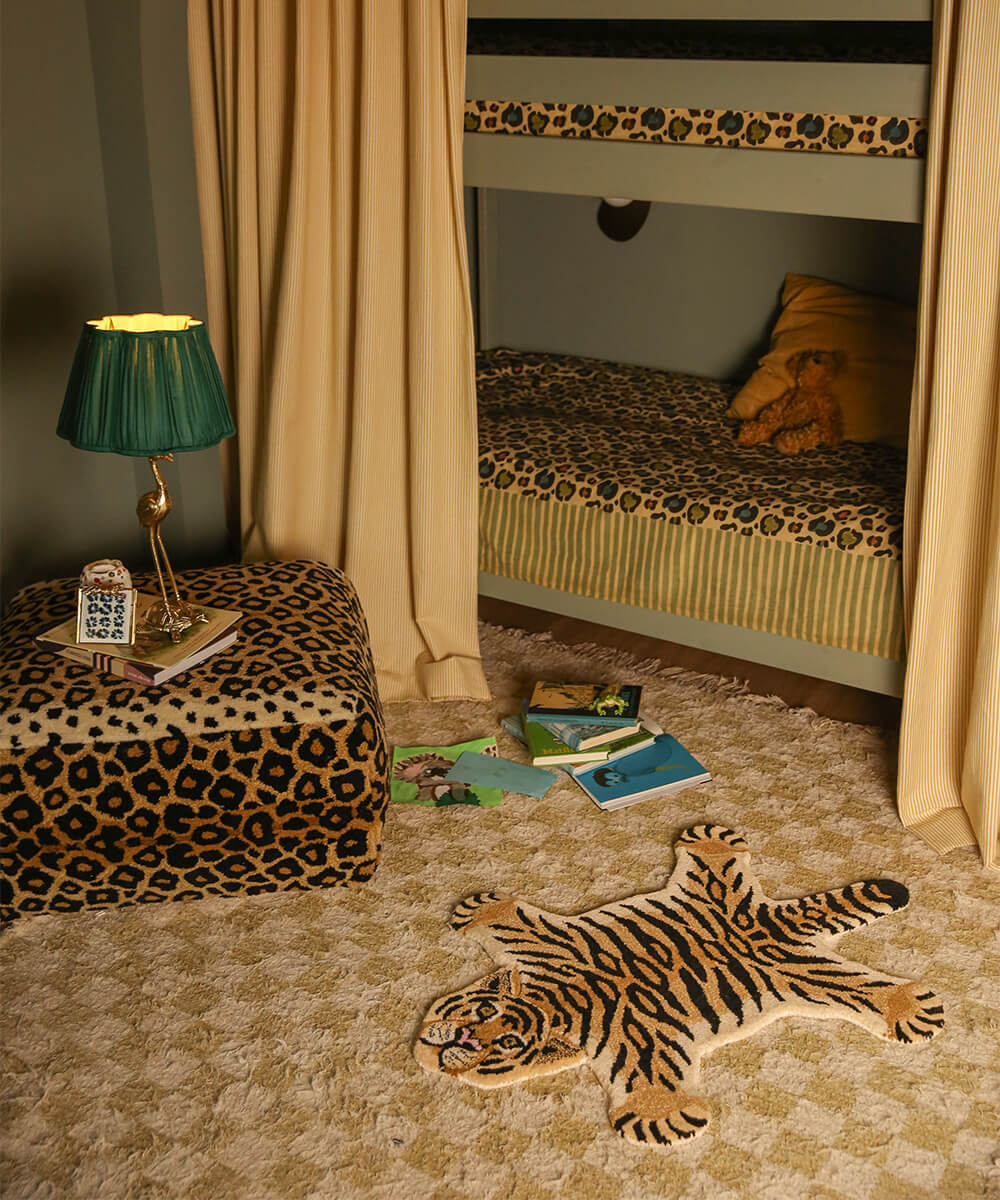 Drowsy Tiger Rug small 92x63 cm