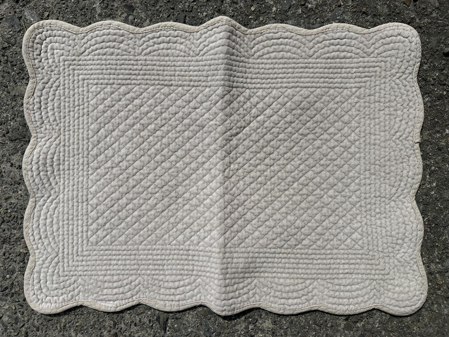 Spisebrikke velour Grey Beige