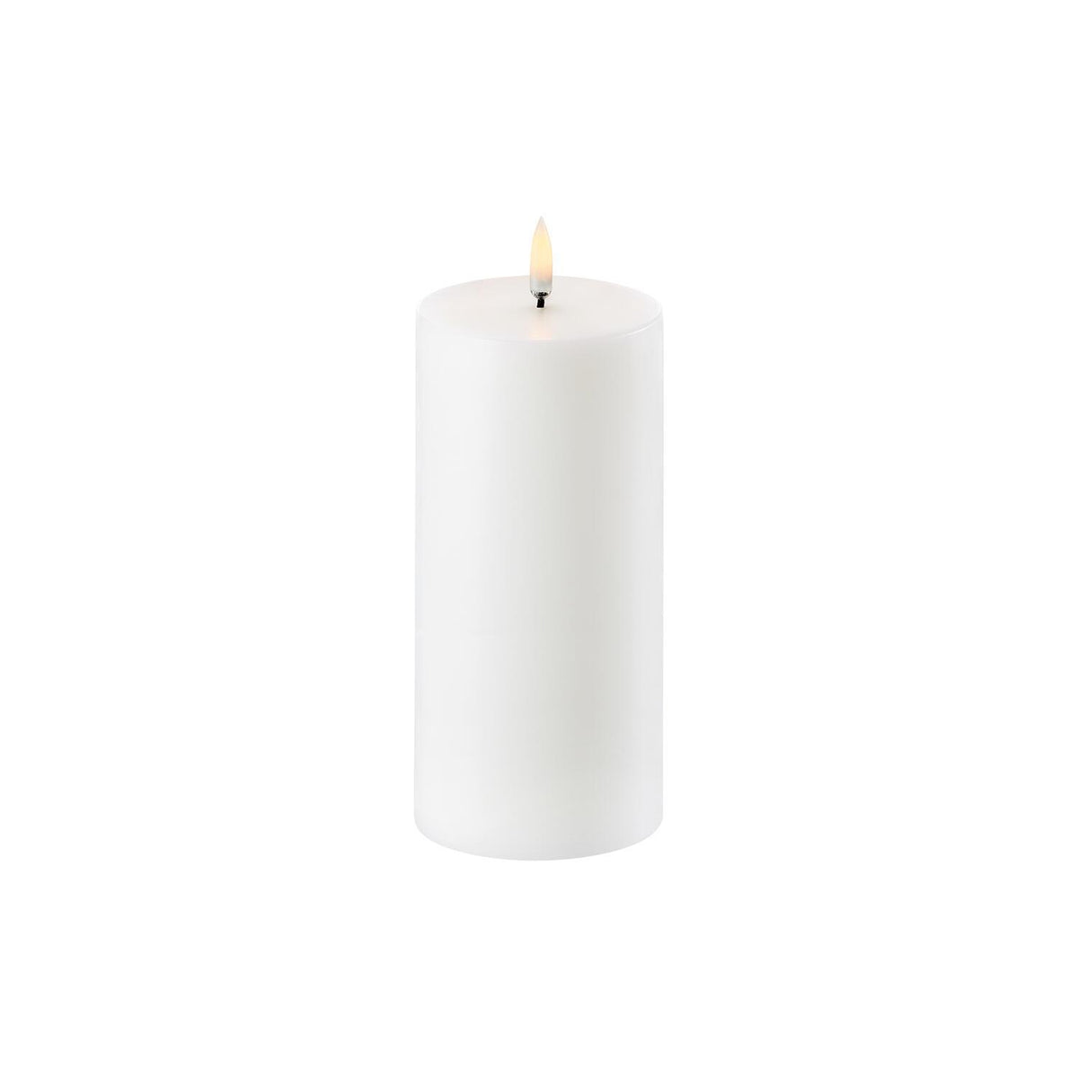 LED pillar candle Nordic White 7.8x15 cm
