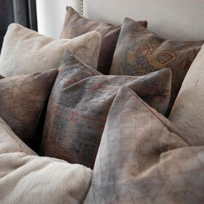 Putetrekk Miralago Flower Taupe 50x50 cm